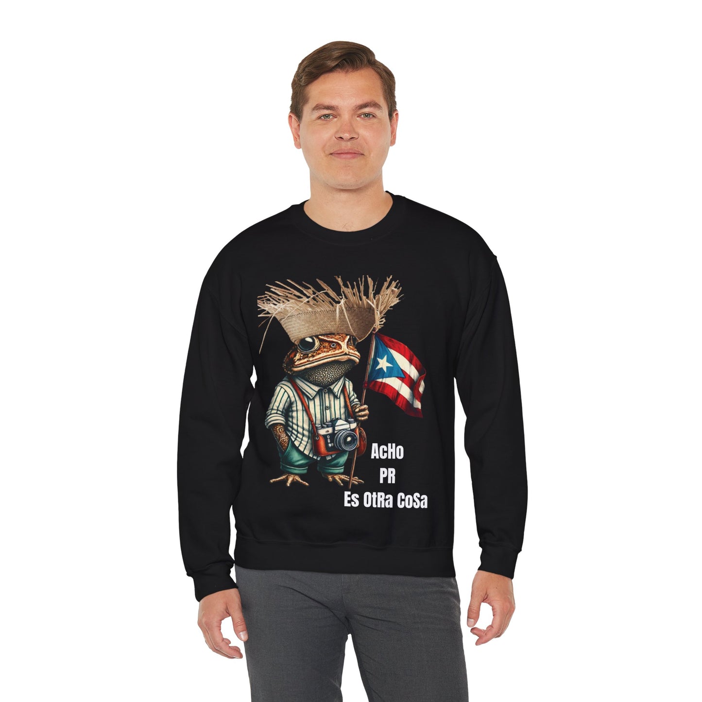 Acho PR es Otra Cosa Unisex Sweatshirt Sudadera Orgullo Boricua Diseño Exclusivo Sapo Concho Pava Bandera Pr | Negro | 4everBoricua
