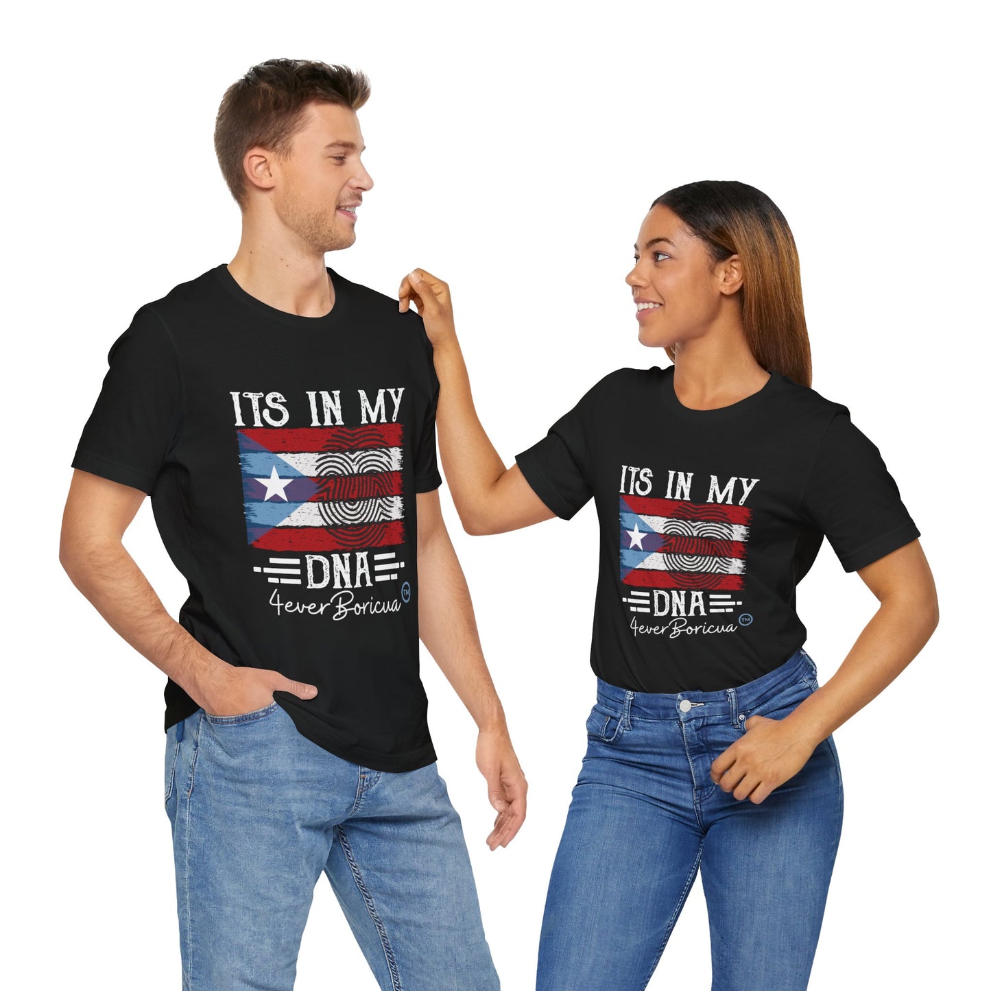 CAMISETA PR UNISEX PUERTO RICO IT'S IN MY DNA Black T-SHIRT | 4EVERBORICUA